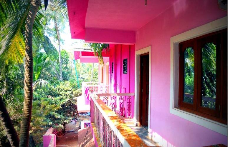 Glory Lazfina Guest House, Goa 5